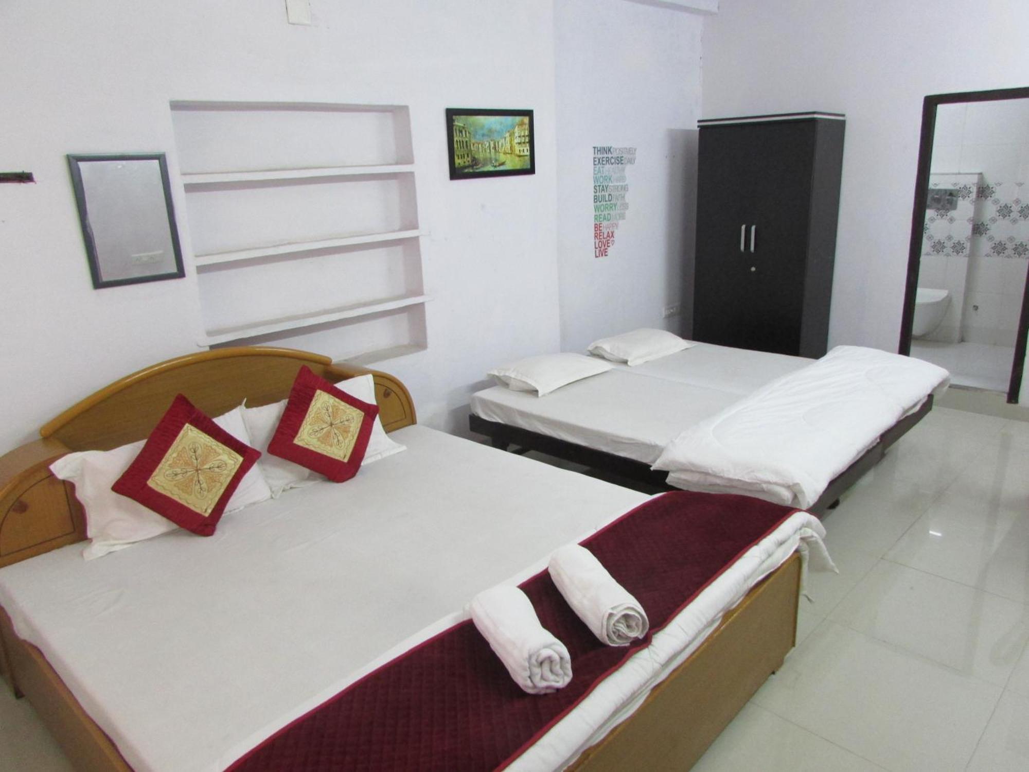 Ashish Guest House, Goverdhan Vilas Udaipur Extérieur photo