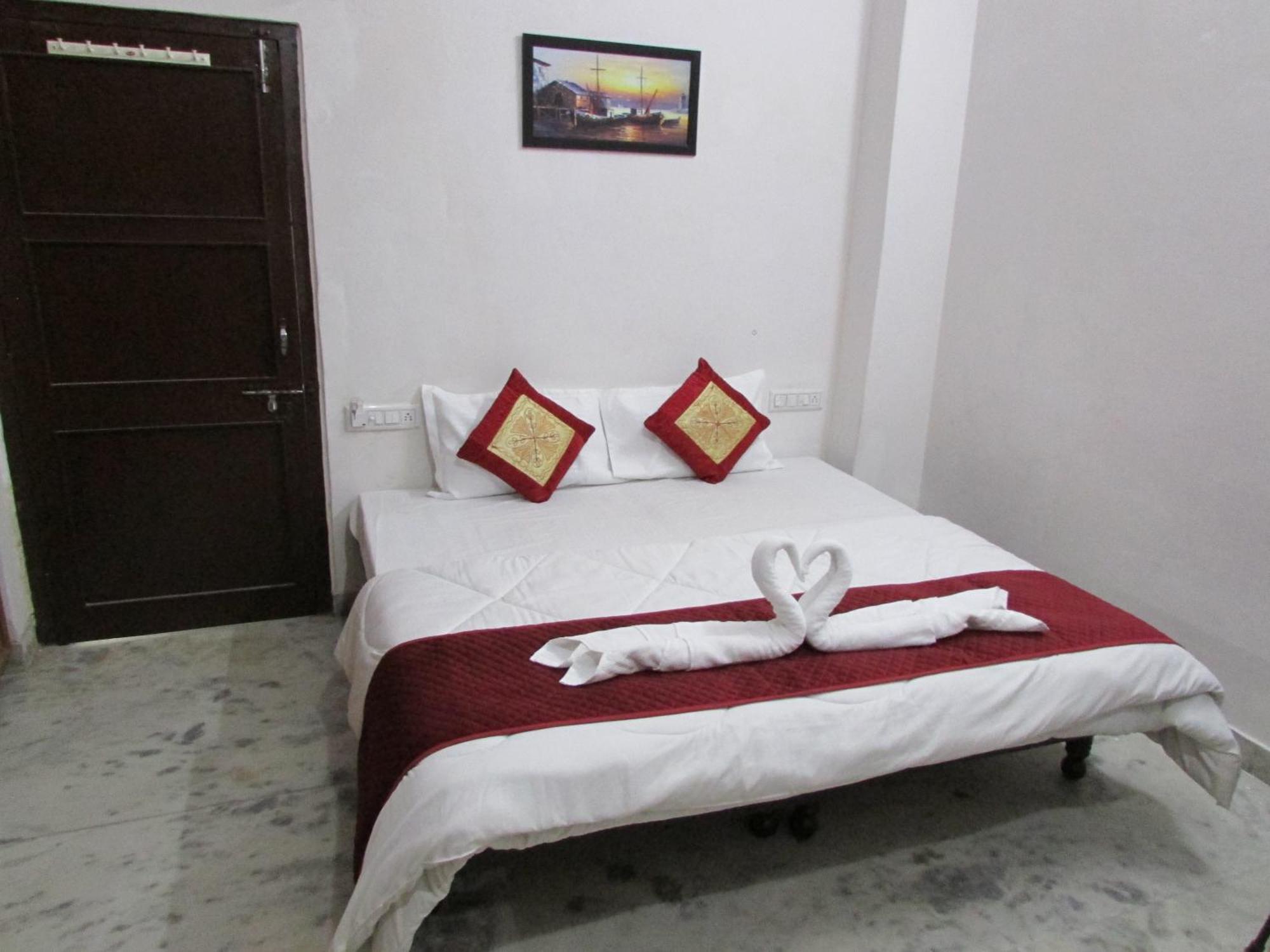 Ashish Guest House, Goverdhan Vilas Udaipur Extérieur photo