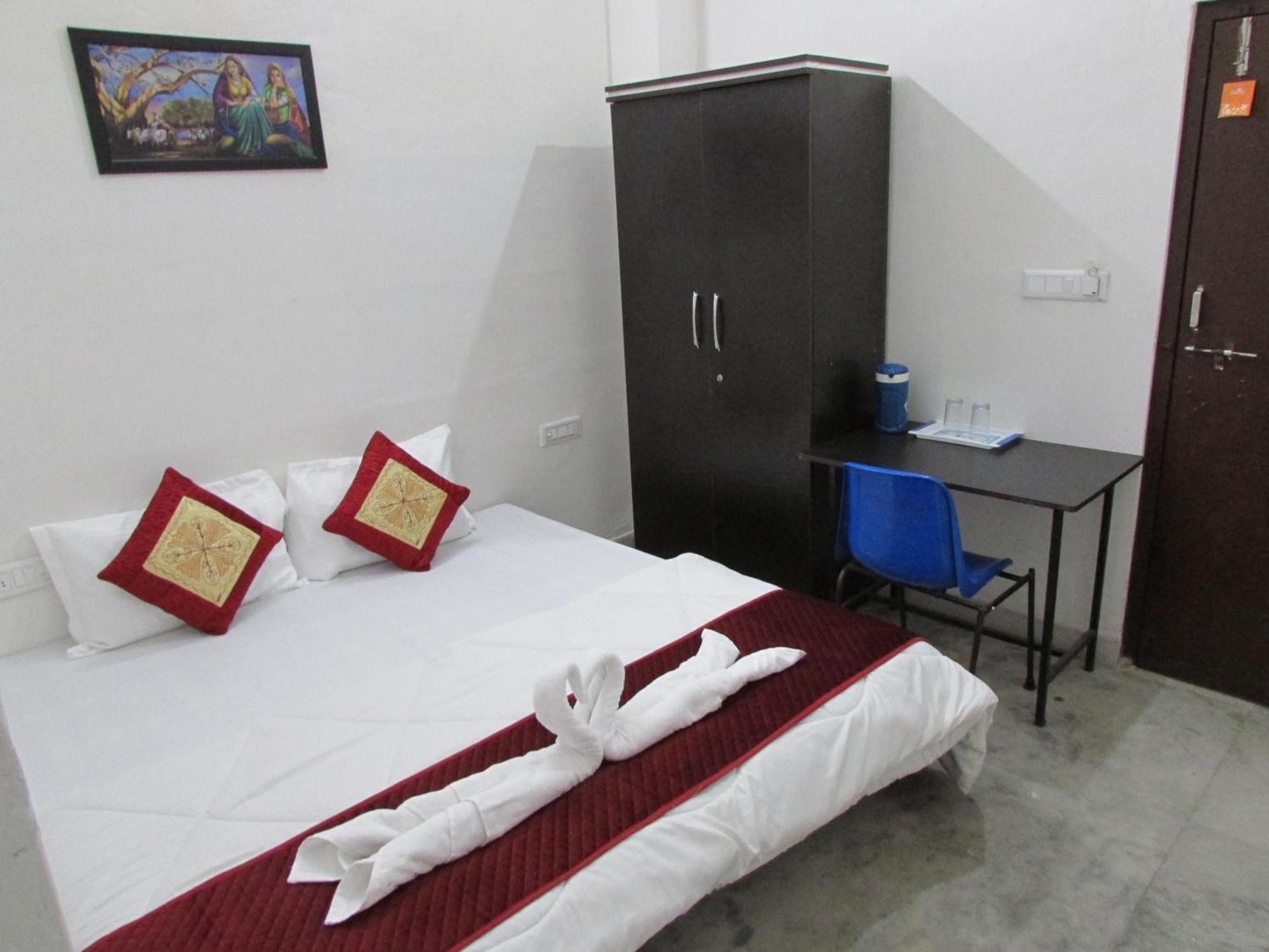 Ashish Guest House, Goverdhan Vilas Udaipur Extérieur photo