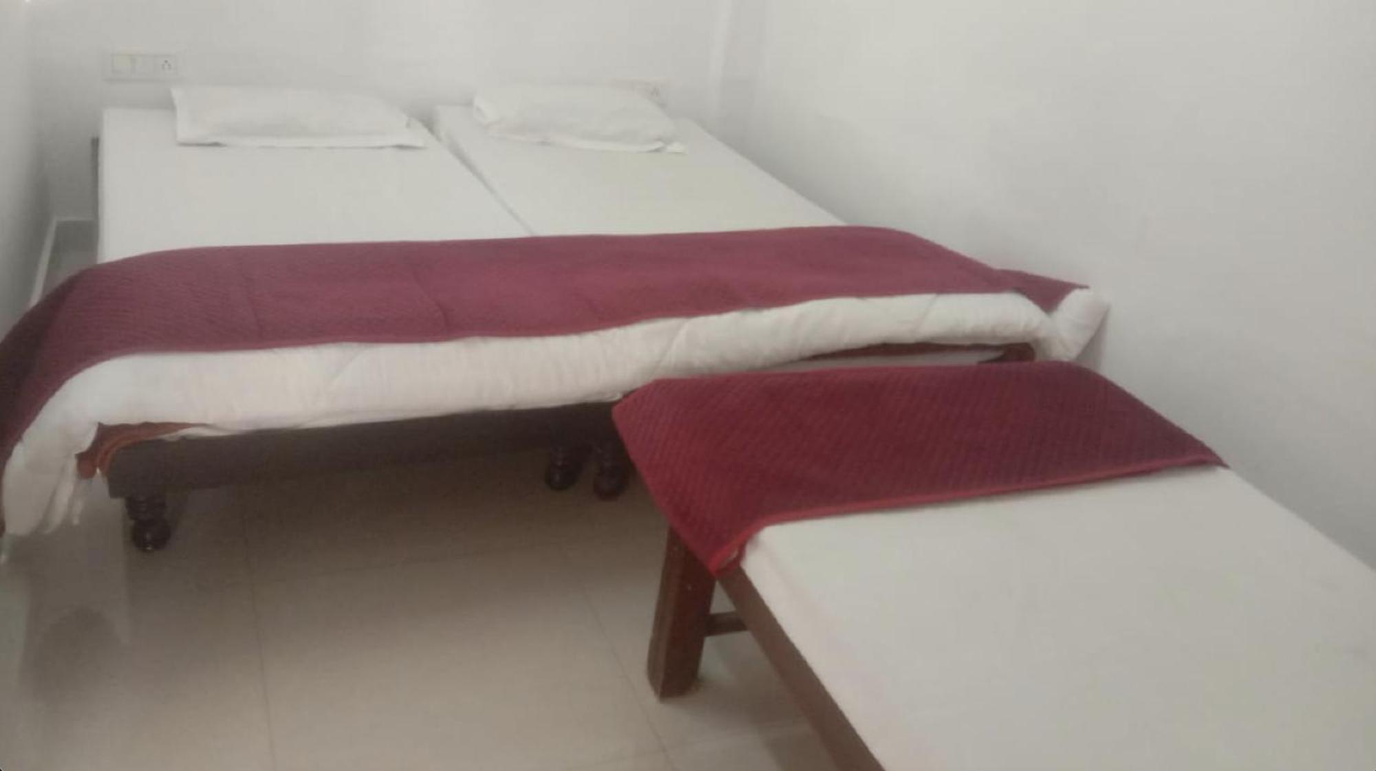Ashish Guest House, Goverdhan Vilas Udaipur Extérieur photo